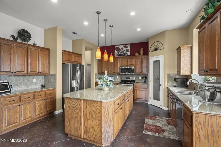 1302 Skyfire, Sparks, Nevada 89441, 4 Bedrooms Bedrooms, ,4 BathroomsBathrooms,Residential,Residential,Skyfire,260002091