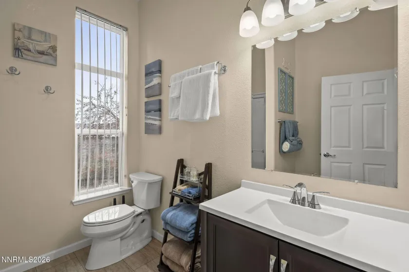 1302 Skyfire, Sparks, Nevada 89441, 4 Bedrooms Bedrooms, ,4 BathroomsBathrooms,Residential,Residential,Skyfire,260002091