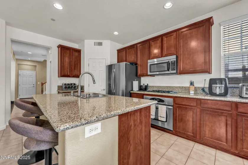 7076 Sacred, Sparks, Nevada 89436, 4 Bedrooms Bedrooms, ,3 BathroomsBathrooms,Residential,Residential,Sacred,260002092