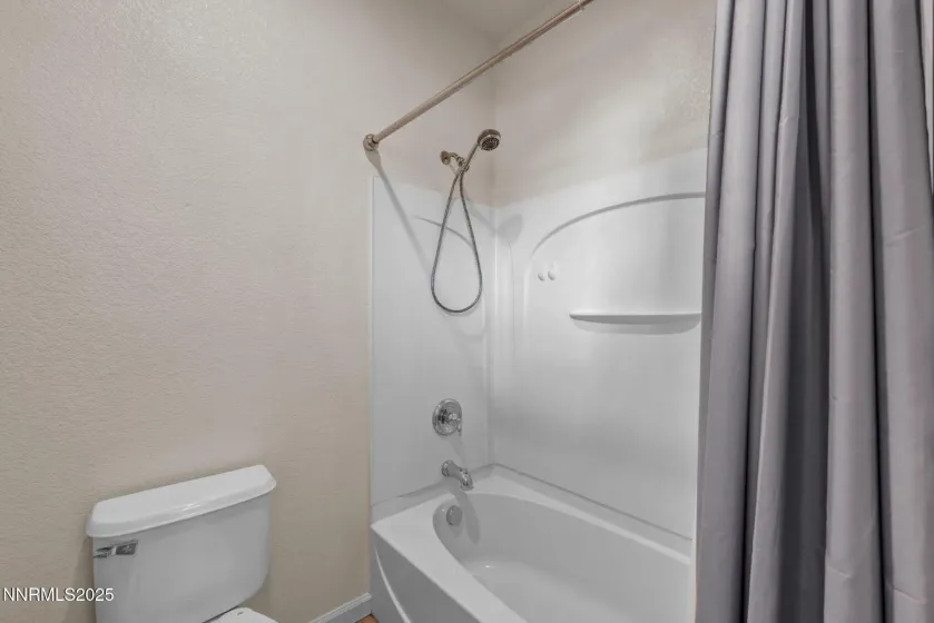 7076 Sacred, Sparks, Nevada 89436, 4 Bedrooms Bedrooms, ,3 BathroomsBathrooms,Residential,Residential,Sacred,260002092