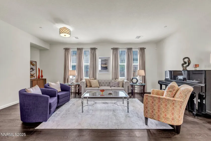 7076 Sacred, Sparks, Nevada 89436, 4 Bedrooms Bedrooms, ,3 BathroomsBathrooms,Residential,Residential,Sacred,260002092