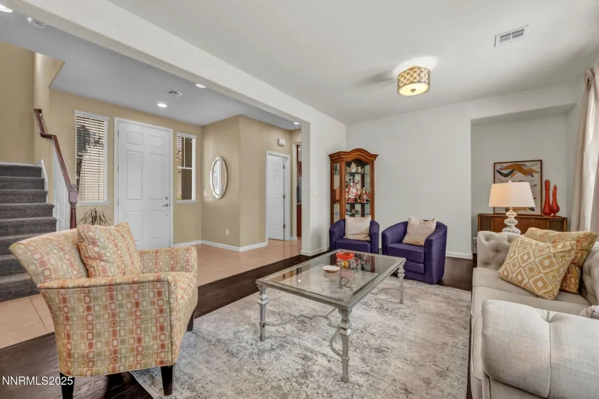 7076 Sacred, Sparks, Nevada 89436, 4 Bedrooms Bedrooms, ,3 BathroomsBathrooms,Residential,Residential,Sacred,260002092