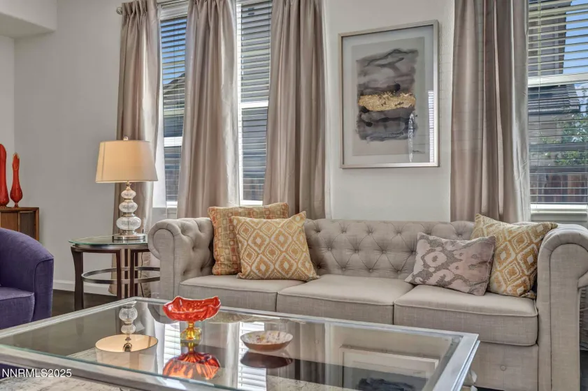 7076 Sacred, Sparks, Nevada 89436, 4 Bedrooms Bedrooms, ,3 BathroomsBathrooms,Residential,Residential,Sacred,260002092