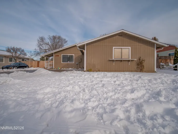 743 Lyell, Gardnerville, Nevada 89460, 3 Bedrooms Bedrooms, ,2 BathroomsBathrooms,Residential,Residential,Lyell,260002098