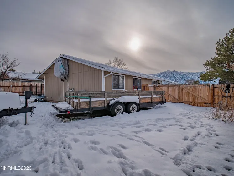 743 Lyell, Gardnerville, Nevada 89460, 3 Bedrooms Bedrooms, ,2 BathroomsBathrooms,Residential,Residential,Lyell,260002098