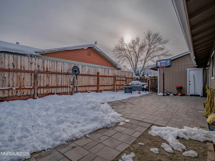 743 Lyell, Gardnerville, Nevada 89460, 3 Bedrooms Bedrooms, ,2 BathroomsBathrooms,Residential,Residential,Lyell,260002098