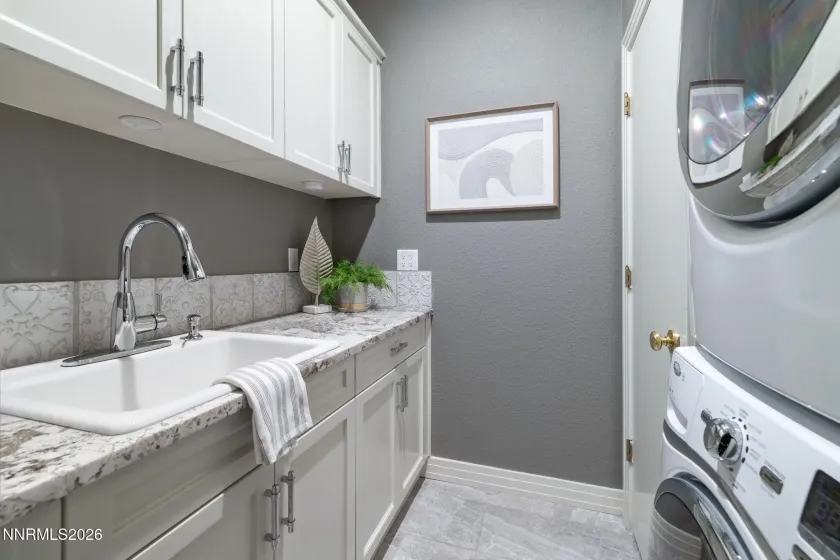 41 Sawbuck, Reno, Nevada 89519, 5 Bedrooms Bedrooms, ,4 BathroomsBathrooms,Residential,Residential,Sawbuck,260002101