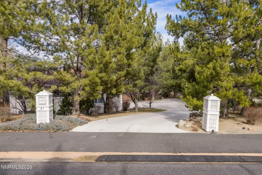41 Sawbuck, Reno, Nevada 89519, 5 Bedrooms Bedrooms, ,4 BathroomsBathrooms,Residential,Residential,Sawbuck,260002101