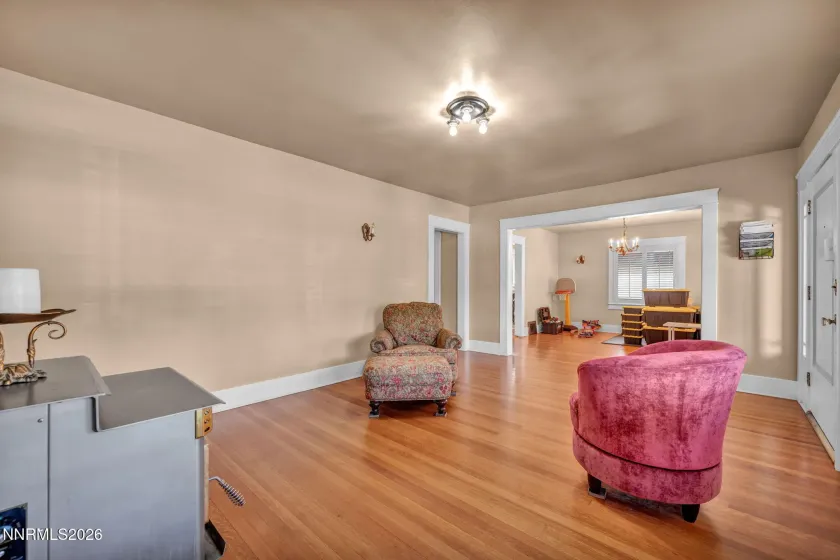 911 F, Sparks, Nevada 89431, 4 Bedrooms Bedrooms, ,2 BathroomsBathrooms,Residential,Residential,F,260002102