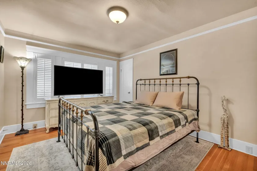 911 F, Sparks, Nevada 89431, 4 Bedrooms Bedrooms, ,2 BathroomsBathrooms,Residential,Residential,F,260002102