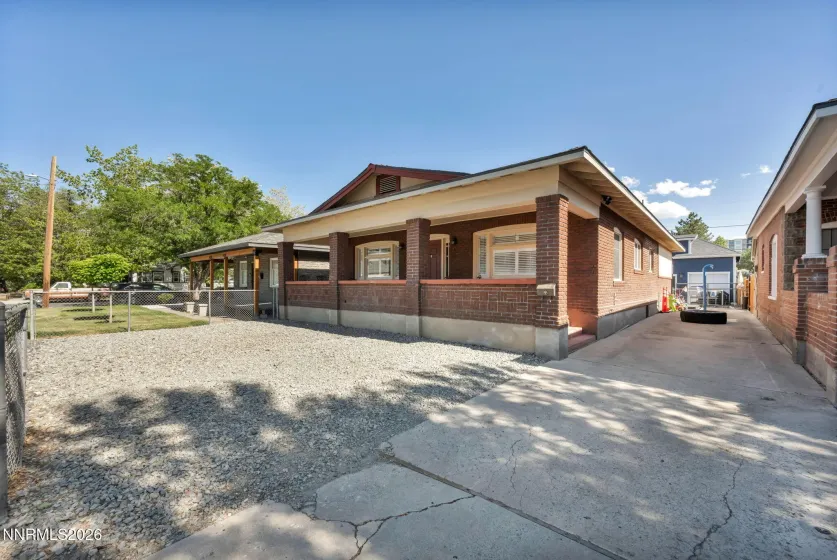 911 F, Sparks, Nevada 89431, 4 Bedrooms Bedrooms, ,2 BathroomsBathrooms,Residential,Residential,F,260002102