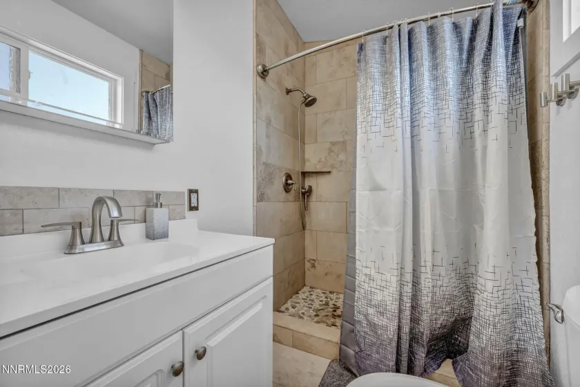 911 F, Sparks, Nevada 89431, 4 Bedrooms Bedrooms, ,2 BathroomsBathrooms,Residential,Residential,F,260002102