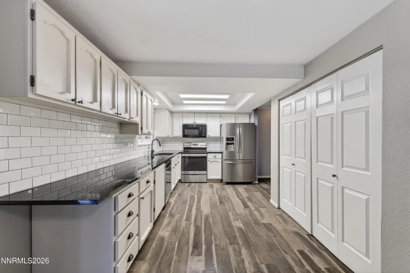 8211 Dixon, Reno, Nevada 89511, 5 Bedrooms Bedrooms, ,3 BathroomsBathrooms,Residential,Residential,Dixon,260002103