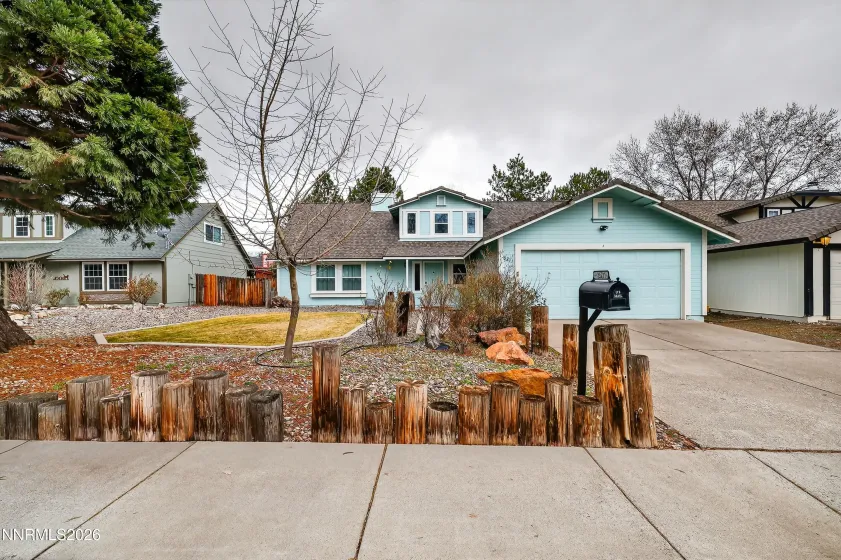 8211 Dixon, Reno, Nevada 89511, 5 Bedrooms Bedrooms, ,3 BathroomsBathrooms,Residential,Residential,Dixon,260002103