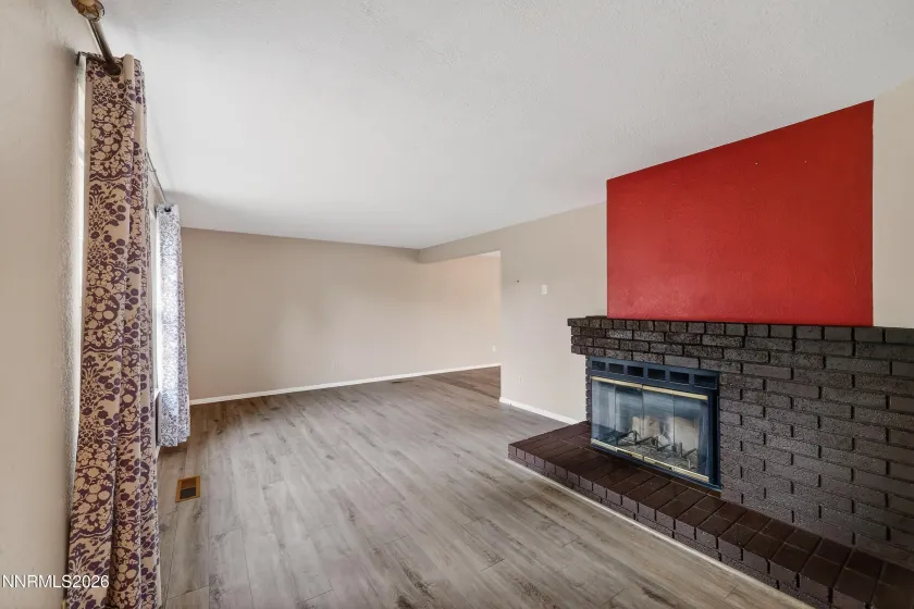 8211 Dixon, Reno, Nevada 89511, 5 Bedrooms Bedrooms, ,3 BathroomsBathrooms,Residential,Residential,Dixon,260002103