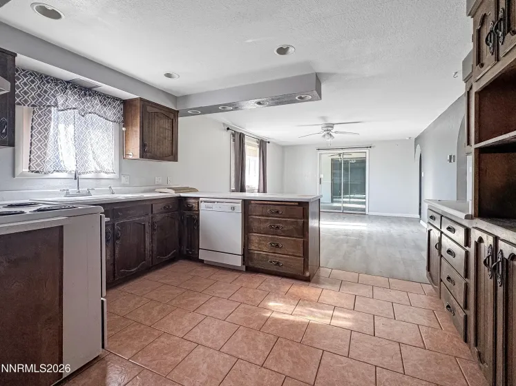 4440 Debra, Winnemucca, Nevada 89445, 4 Bedrooms Bedrooms, ,4 BathroomsBathrooms,Residential,Residential,Debra,260002105