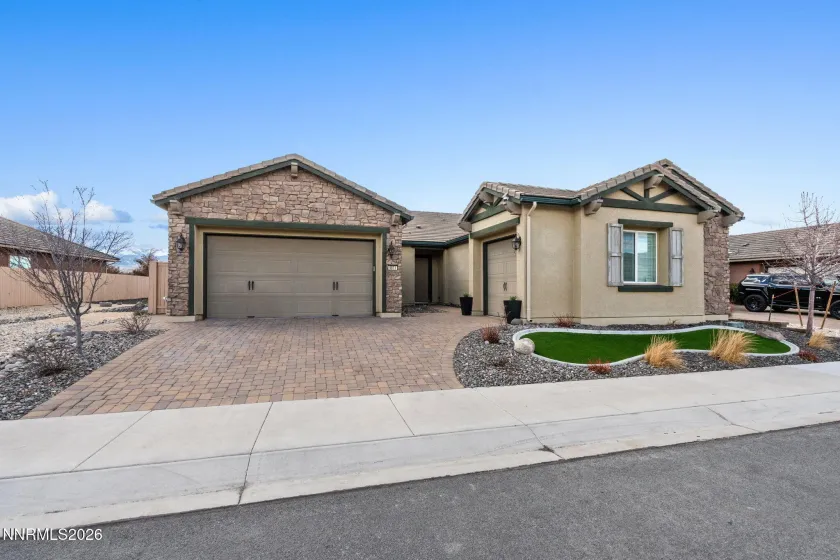 9811 Dyevera, Reno, Nevada 89521, 4 Bedrooms Bedrooms, ,3 BathroomsBathrooms,Residential,Residential,Dyevera,260002110