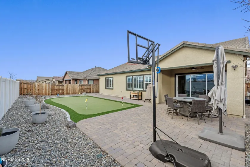 9811 Dyevera, Reno, Nevada 89521, 4 Bedrooms Bedrooms, ,3 BathroomsBathrooms,Residential,Residential,Dyevera,260002110