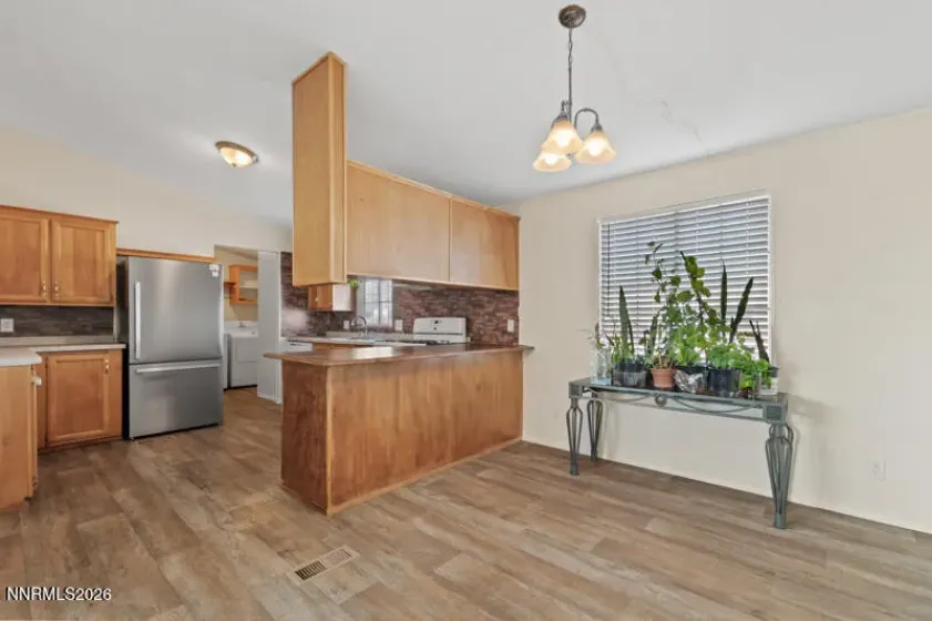 2575 Tonopah, Silver Springs, Nevada 89429, 4 Bedrooms Bedrooms, ,2 BathroomsBathrooms,Residential,Residential,Tonopah,260002112