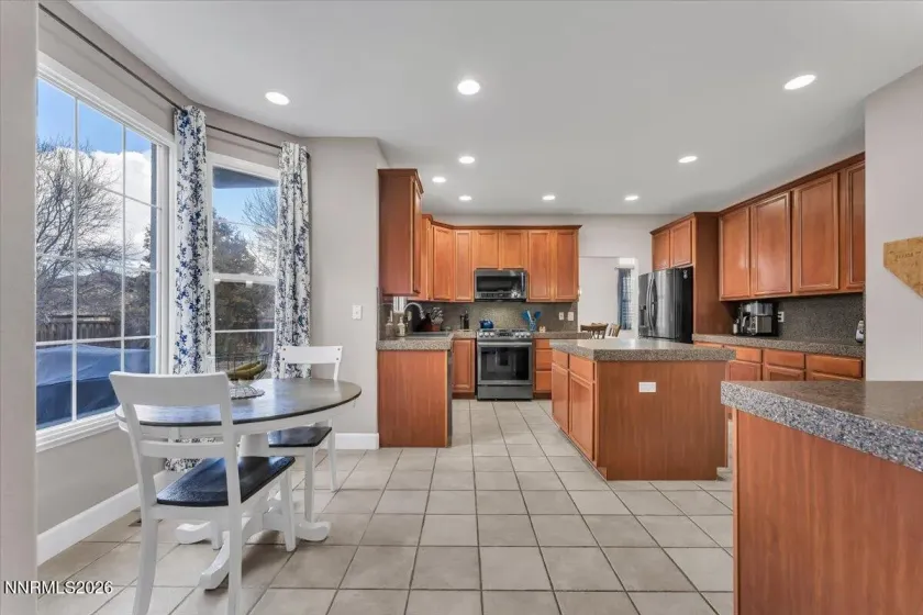 7015 Poco Bueno, Sparks, Nevada 89436, 4 Bedrooms Bedrooms, ,4 BathroomsBathrooms,Residential,Residential,Poco Bueno,260002114