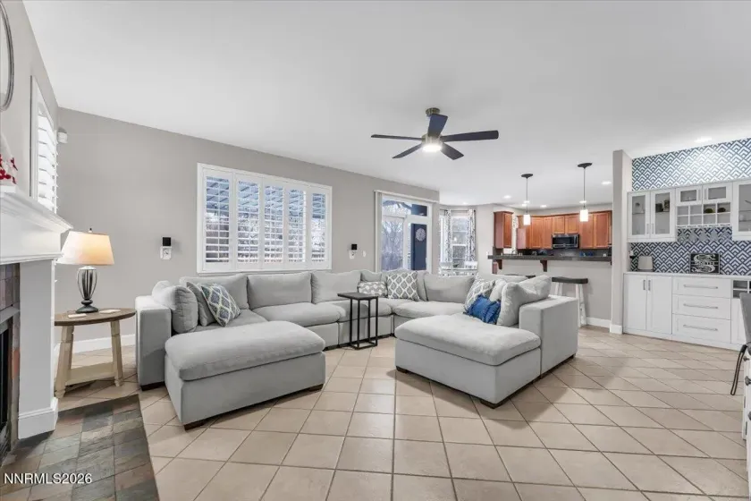 7015 Poco Bueno, Sparks, Nevada 89436, 4 Bedrooms Bedrooms, ,4 BathroomsBathrooms,Residential,Residential,Poco Bueno,260002114