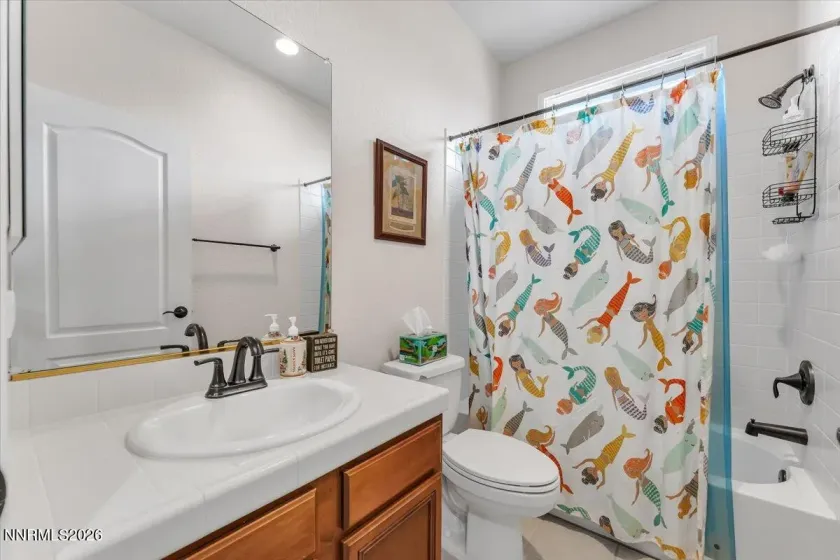 7015 Poco Bueno, Sparks, Nevada 89436, 4 Bedrooms Bedrooms, ,4 BathroomsBathrooms,Residential,Residential,Poco Bueno,260002114