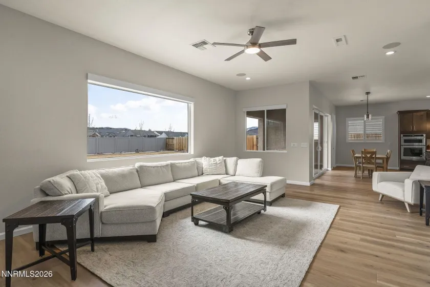 3016 Country Wind, Reno, Nevada 89521, 3 Bedrooms Bedrooms, ,3 BathroomsBathrooms,Residential,Residential,Country Wind,260002115