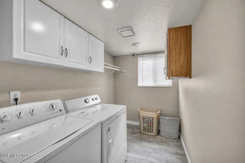 8655 Silver Shores, Reno, Nevada 89506, 4 Bedrooms Bedrooms, ,3 BathroomsBathrooms,Residential,Residential,Silver Shores,260001912