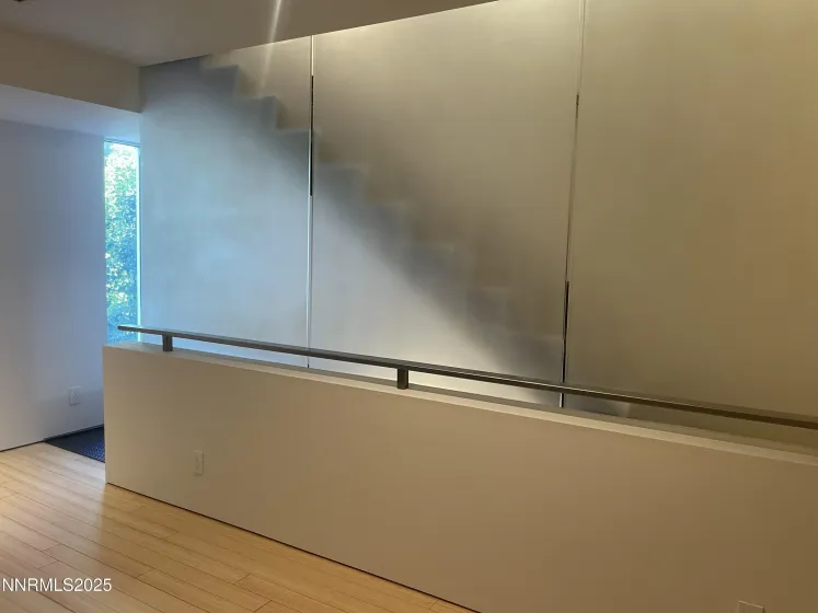 880 Center, Reno, Nevada 89501, 2 Bedrooms Bedrooms, ,3 BathroomsBathrooms,Residential,Residential,Center,260002118