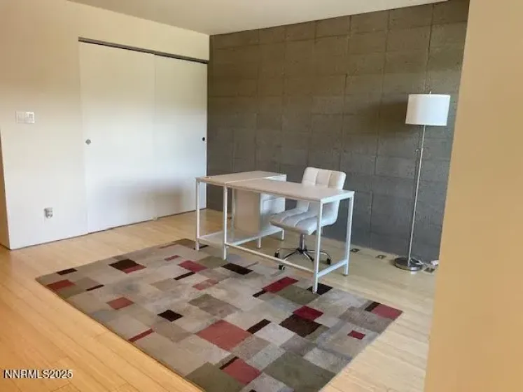 880 Center, Reno, Nevada 89501, 2 Bedrooms Bedrooms, ,3 BathroomsBathrooms,Residential,Residential,Center,260002118