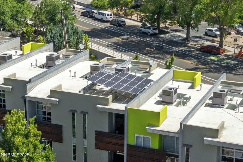 880 Center, Reno, Nevada 89501, 2 Bedrooms Bedrooms, ,3 BathroomsBathrooms,Residential,Residential,Center,260002118