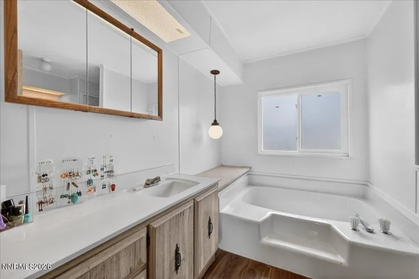 20 Charjene, Sun Valley, Nevada 89433, 3 Bedrooms Bedrooms, ,2 BathroomsBathrooms,Residential,Residential,Charjene,260002119