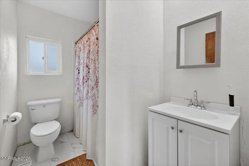 20 Charjene, Sun Valley, Nevada 89433, 3 Bedrooms Bedrooms, ,2 BathroomsBathrooms,Residential,Residential,Charjene,260002119