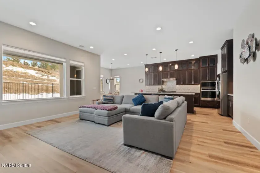 223 Commodore, Verdi, Nevada 89439, 4 Bedrooms Bedrooms, ,3 BathroomsBathrooms,Residential,Residential,Commodore,260002120