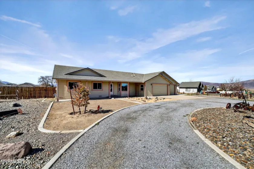 141 Country Ranch, Fernley, Nevada 89408, 3 Bedrooms Bedrooms, ,2 BathroomsBathrooms,Residential,Residential,Country Ranch,260002124