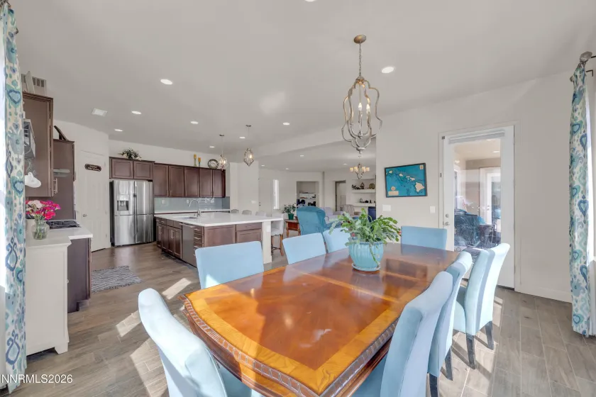 11880 Paradise Hills, Sparks, Nevada 89441, 4 Bedrooms Bedrooms, ,3 BathroomsBathrooms,Residential,Residential,Paradise Hills,260002125