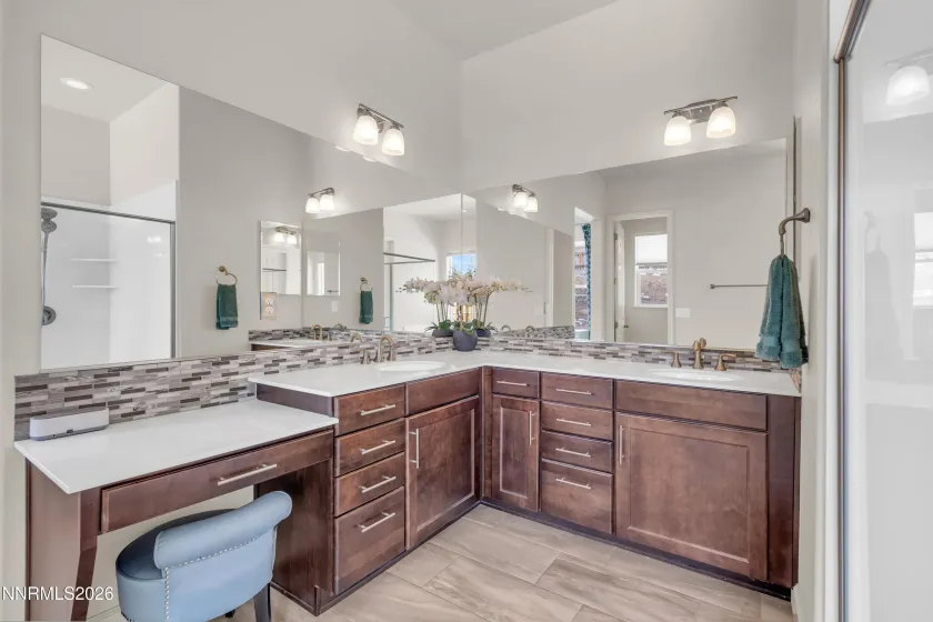 11880 Paradise Hills, Sparks, Nevada 89441, 4 Bedrooms Bedrooms, ,3 BathroomsBathrooms,Residential,Residential,Paradise Hills,260002125