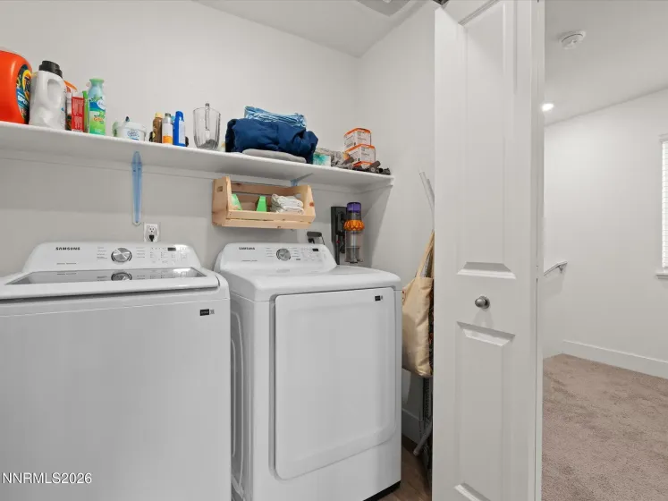 4233 Fawnridge, Reno, Nevada 89503, 3 Bedrooms Bedrooms, ,3 BathroomsBathrooms,Residential,Residential,Fawnridge,260002126