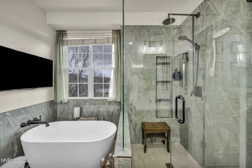 11010 Colton, Reno, Nevada 89521, 3 Bedrooms Bedrooms, ,3 BathroomsBathrooms,Residential,Residential,Colton,260002129