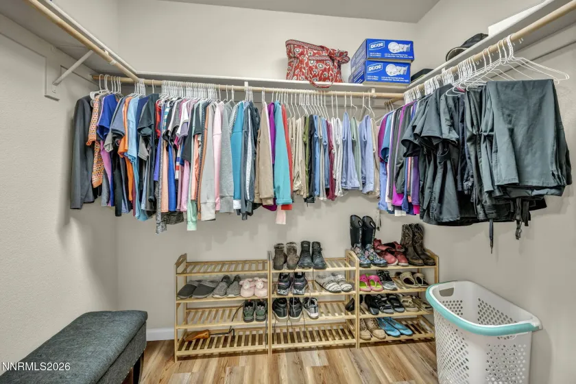 11010 Colton, Reno, Nevada 89521, 3 Bedrooms Bedrooms, ,3 BathroomsBathrooms,Residential,Residential,Colton,260002129