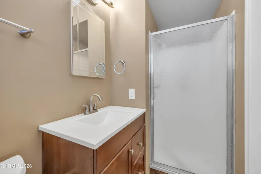 2295 Ellendale, Reno, Nevada 89503, 3 Bedrooms Bedrooms, ,2 BathroomsBathrooms,Residential,Residential,Ellendale,260002128