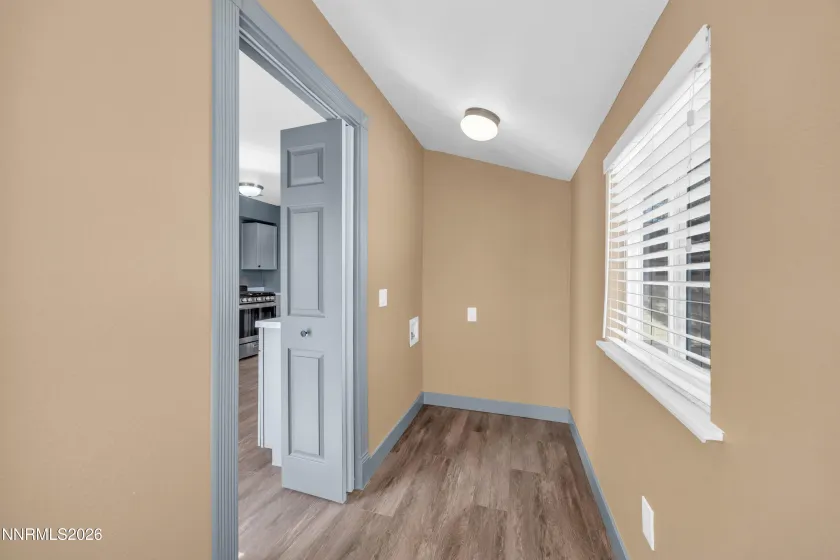 2295 Ellendale, Reno, Nevada 89503, 3 Bedrooms Bedrooms, ,2 BathroomsBathrooms,Residential,Residential,Ellendale,260002128