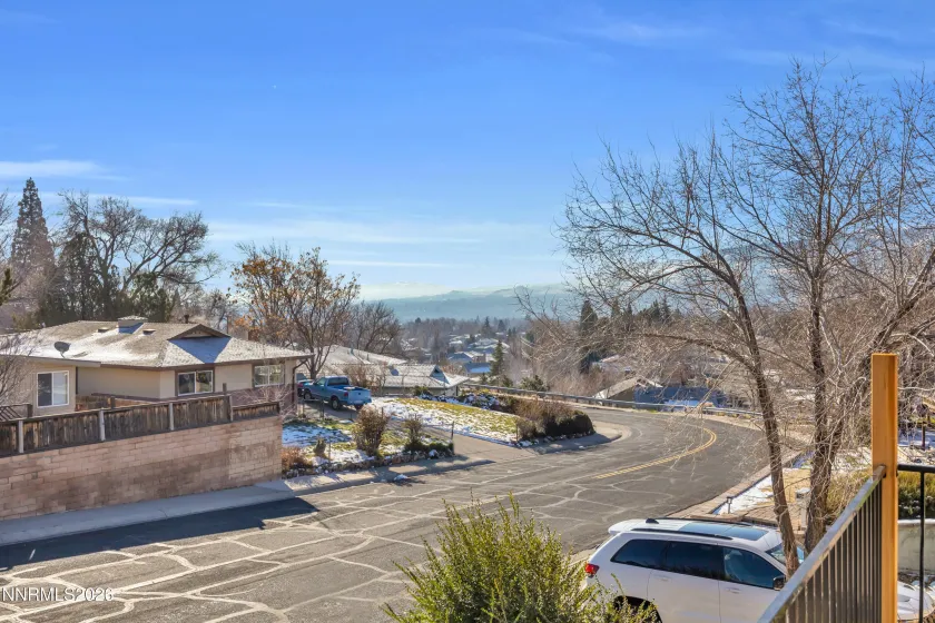 2295 Ellendale, Reno, Nevada 89503, 3 Bedrooms Bedrooms, ,2 BathroomsBathrooms,Residential,Residential,Ellendale,260002128