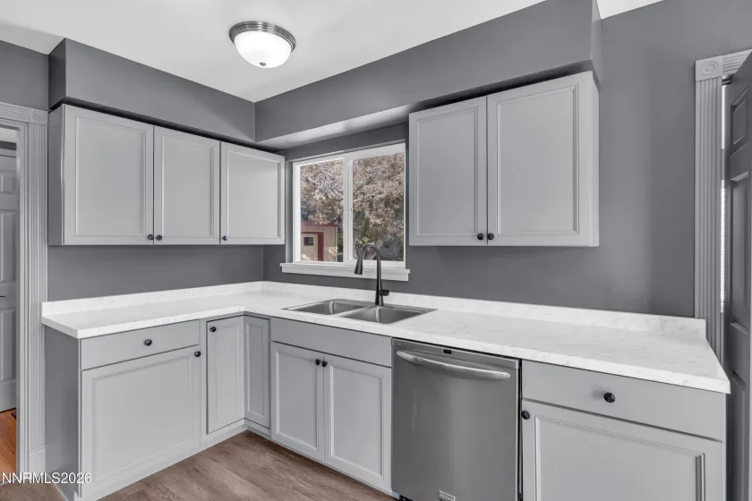 2295 Ellendale, Reno, Nevada 89503, 3 Bedrooms Bedrooms, ,2 BathroomsBathrooms,Residential,Residential,Ellendale,260002128