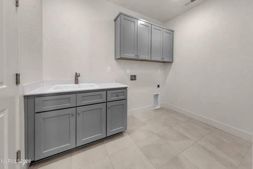 815 Thunder Butte, Reno, Nevada 89506, 3 Bedrooms Bedrooms, ,2 BathroomsBathrooms,Residential,Residential,Thunder Butte,260002130