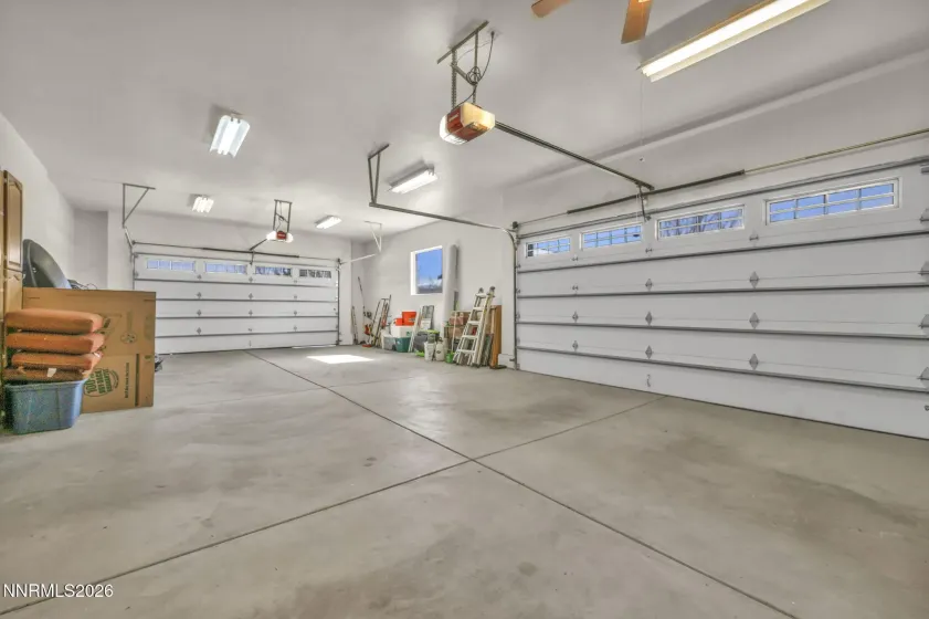 14255 Black Eagle, Reno, Nevada 89511, 4 Bedrooms Bedrooms, ,3 BathroomsBathrooms,Residential,Residential,Black Eagle,260002131