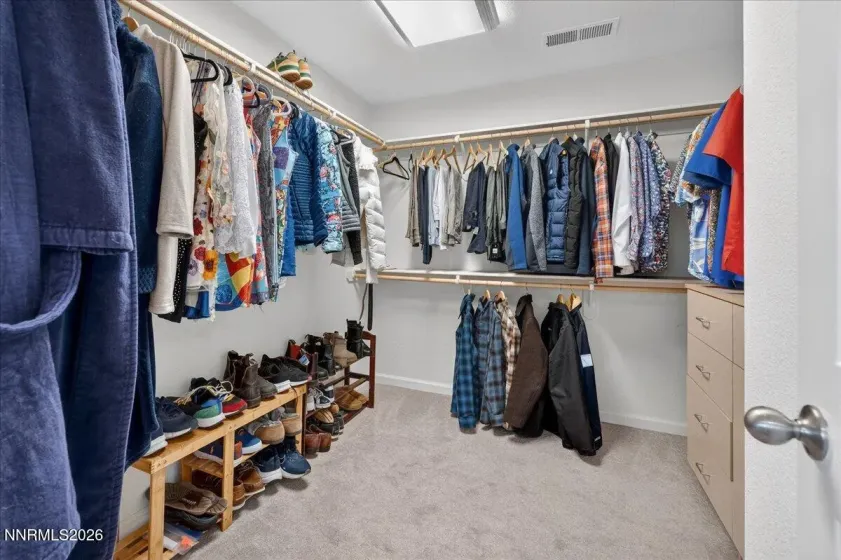 1091 Crown View, Reno, Nevada 89523, 3 Bedrooms Bedrooms, ,3 BathroomsBathrooms,Residential,Residential,Crown View,260002132