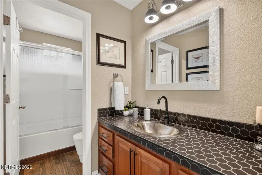 1091 Crown View, Reno, Nevada 89523, 3 Bedrooms Bedrooms, ,3 BathroomsBathrooms,Residential,Residential,Crown View,260002132