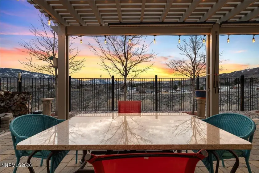 1091 Crown View, Reno, Nevada 89523, 3 Bedrooms Bedrooms, ,3 BathroomsBathrooms,Residential,Residential,Crown View,260002132