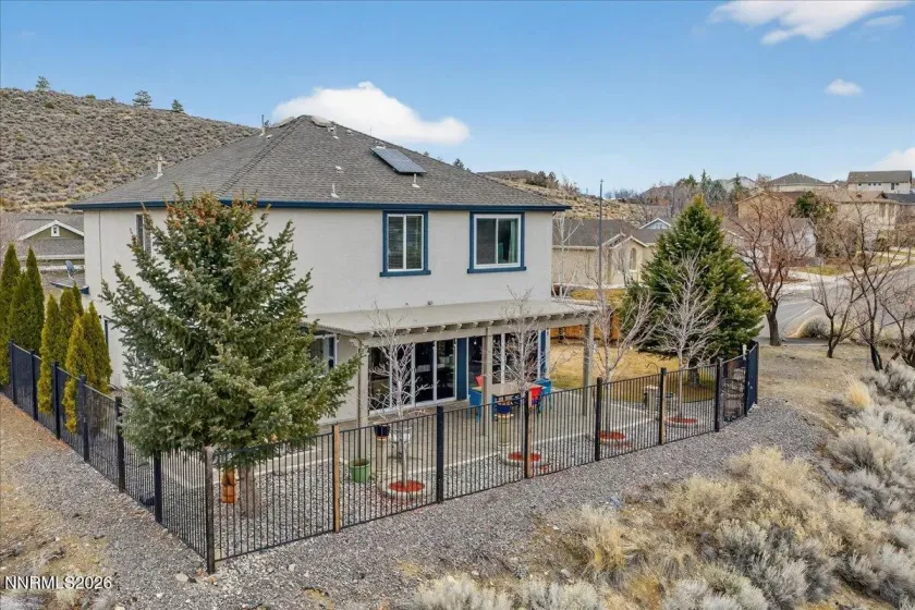 1091 Crown View, Reno, Nevada 89523, 3 Bedrooms Bedrooms, ,3 BathroomsBathrooms,Residential,Residential,Crown View,260002132